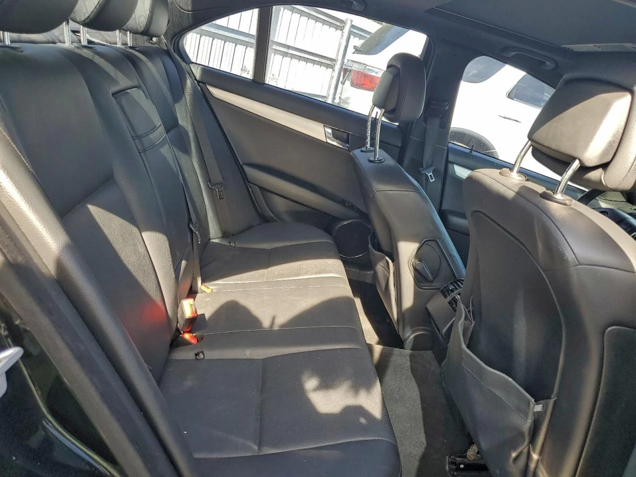 Mercedes-Benz C 300 3.0* �����* ������ �� | Mobile.bg � ����������� 9