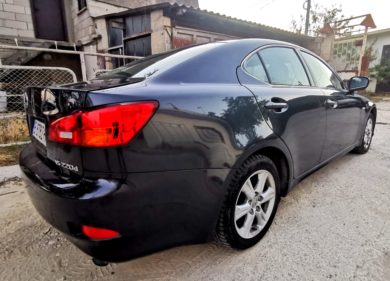 Lexus IS 220d, снимка 3 - Автомобили и джипове - 53901914
