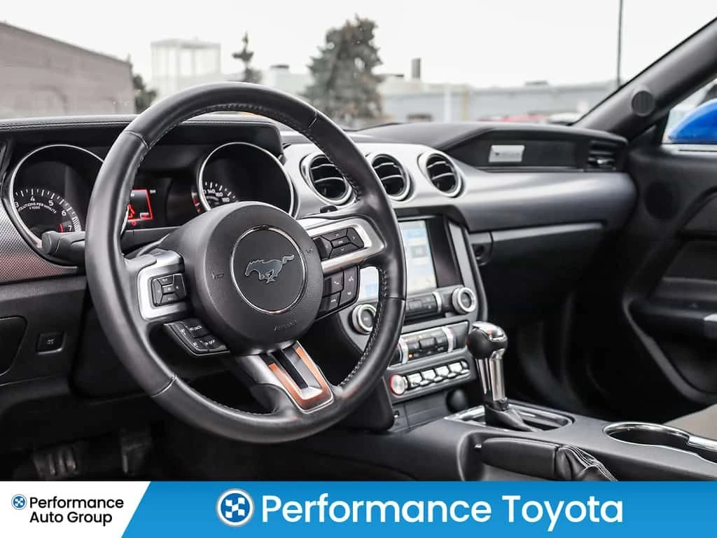 Ford Mustang Get Ready For Spring!!! Rare Convertible!!!  CARFA, снимка 13 - Автомобили и джипове - 54020854