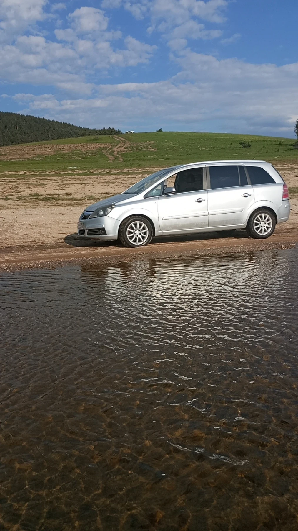Opel Zafira, снимка 3 - Автомобили и джипове - 54293158