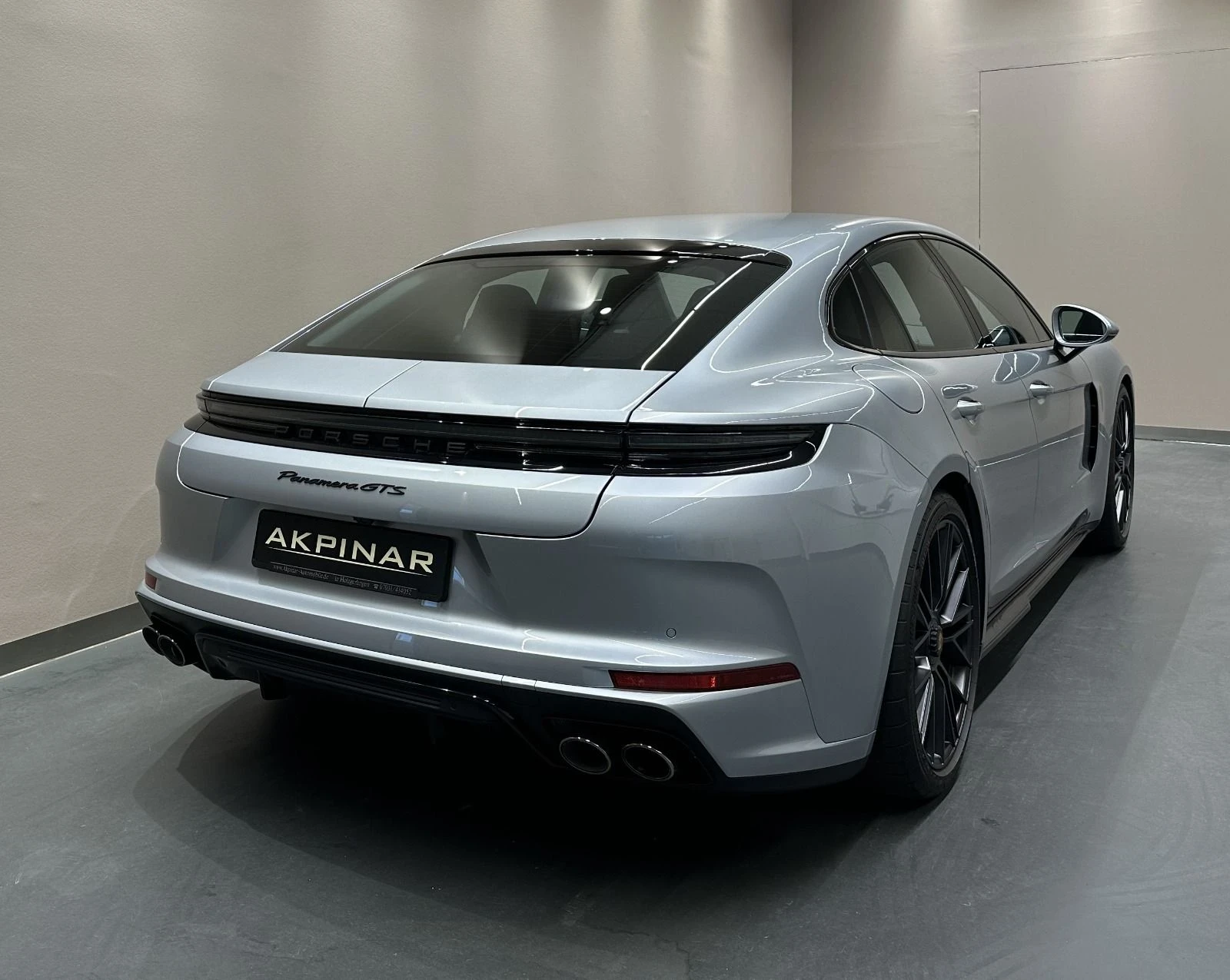 Porsche Panamera GTS ГОТОВ ЛИЗИНГ/БАРТЕР/ГАРАНЦИЯ, снимка 13 - Автомобили и джипове - 54597710
