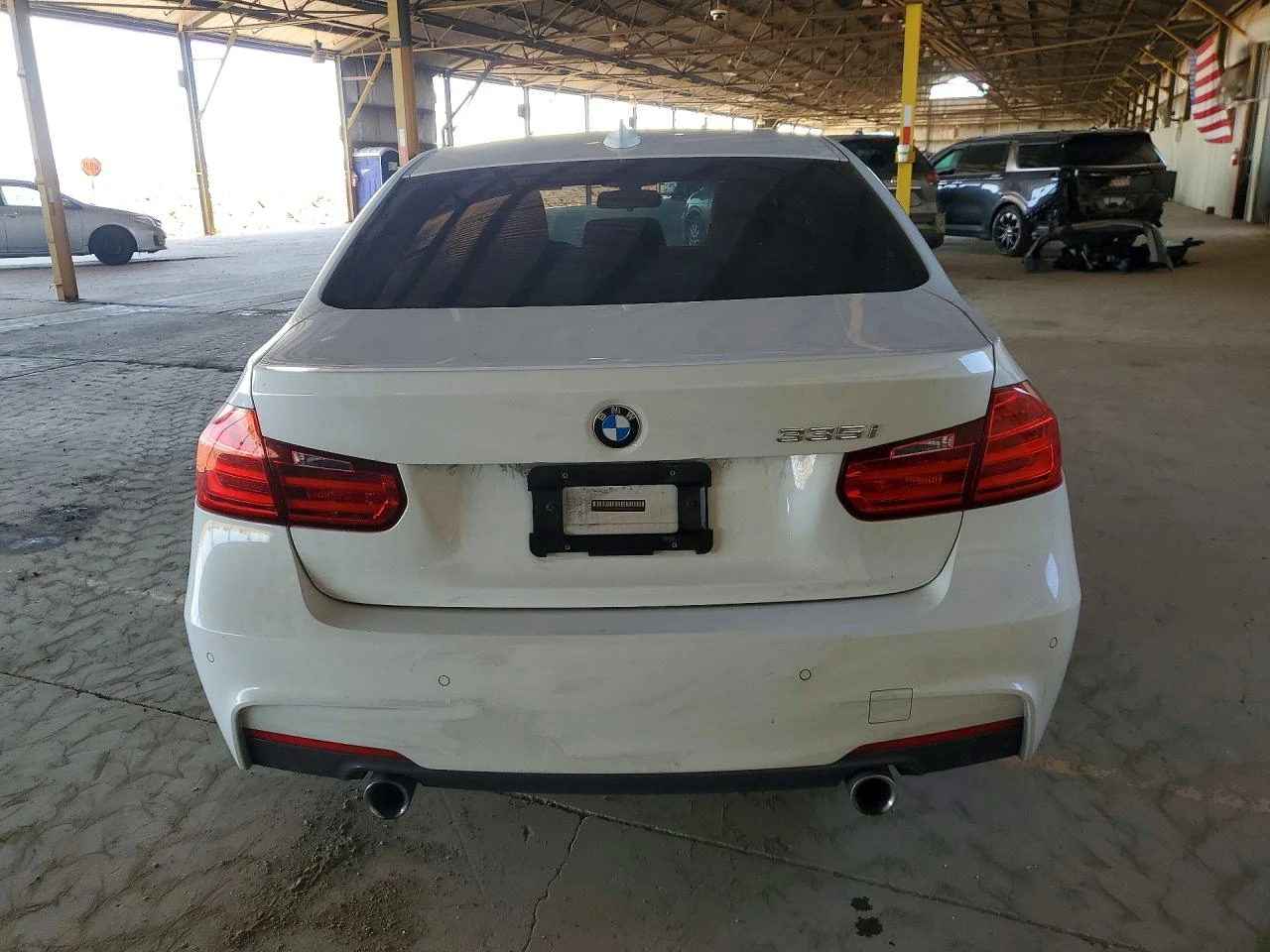BMW 335 * КОЖА* ПОДГРЕВ* ПАМЕТ* ШИБИДАХ* , снимка 6 - Автомобили и джипове - 54779603