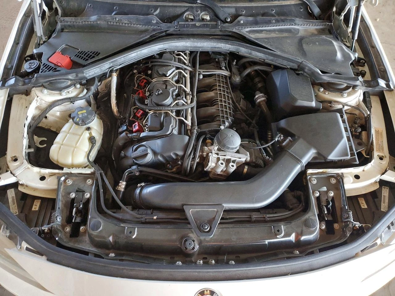 BMW 335 * КОЖА* ПОДГРЕВ* ПАМЕТ* ШИБИДАХ* , снимка 11 - Автомобили и джипове - 54779603