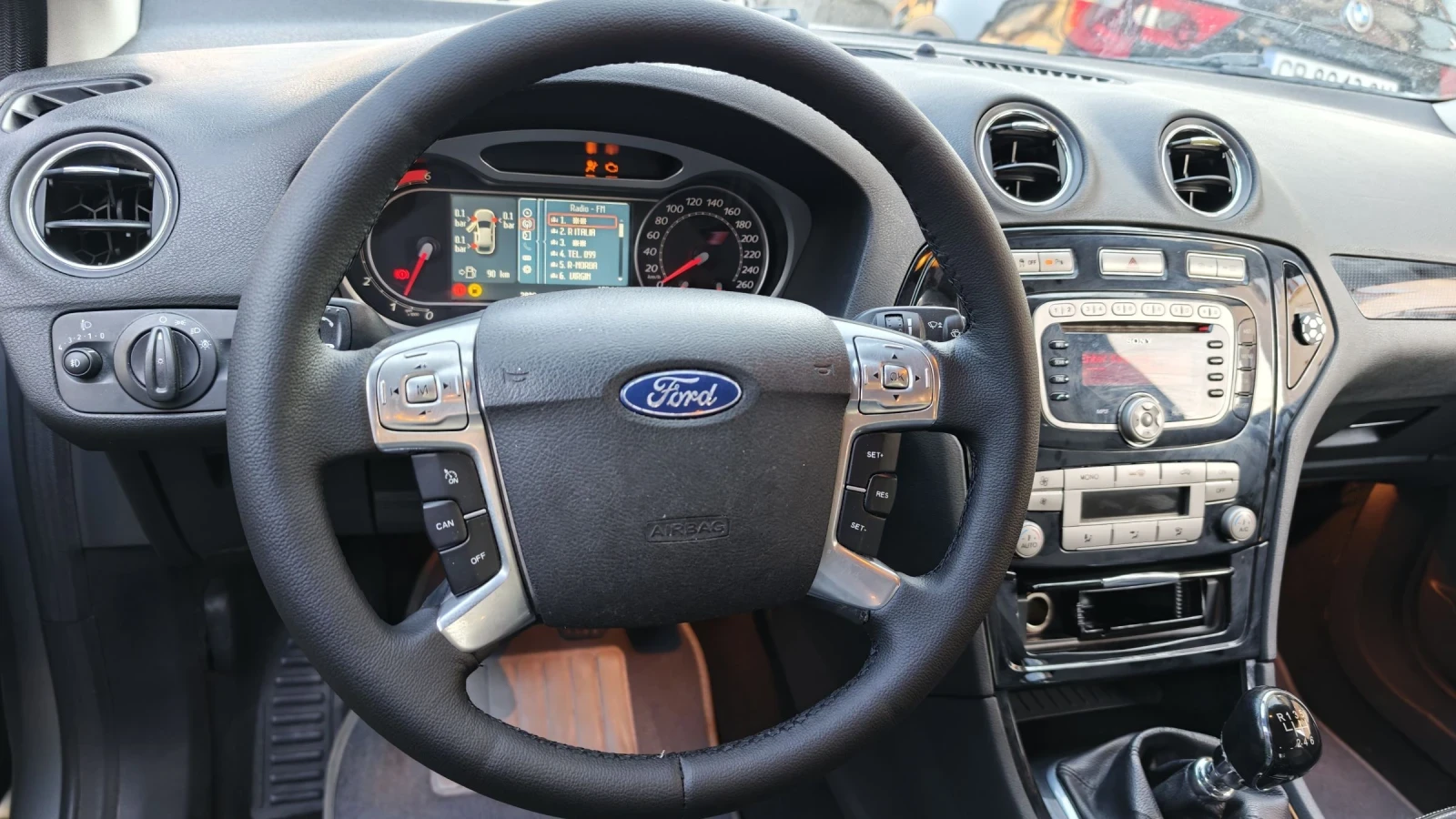 Ford Mondeo 2.0tdci, снимка 10 - Автомобили и джипове - 54843934