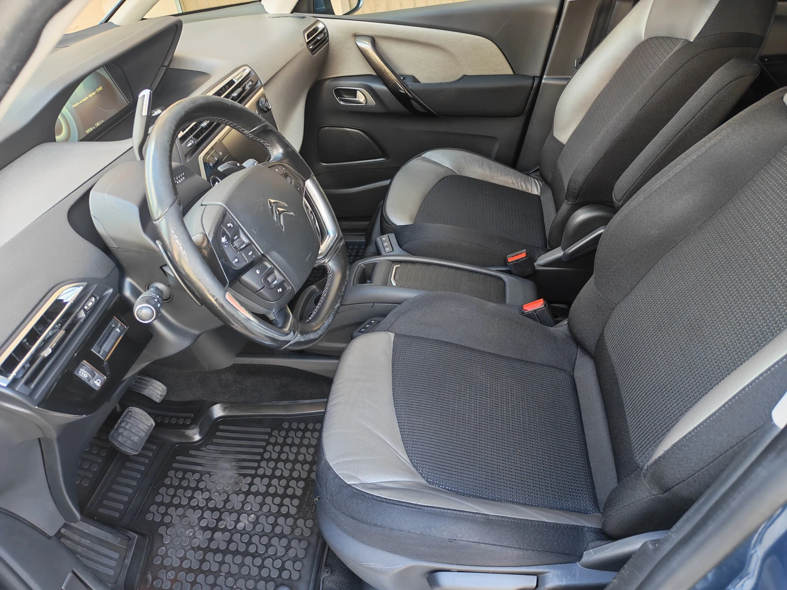 Citroen C4 Picasso Exclusive, снимка 7 - Автомобили и джипове - 54912861