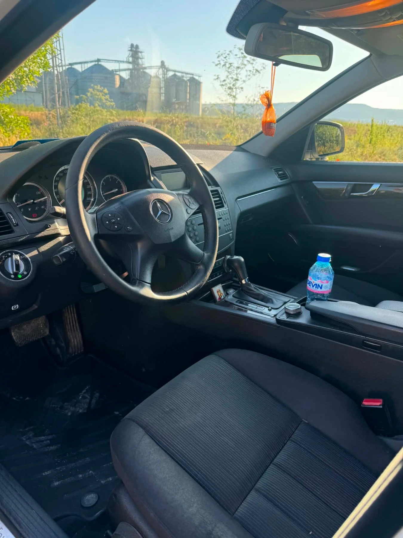 Mercedes-Benz C 220, снимка 9 - Автомобили и джипове - 55310505