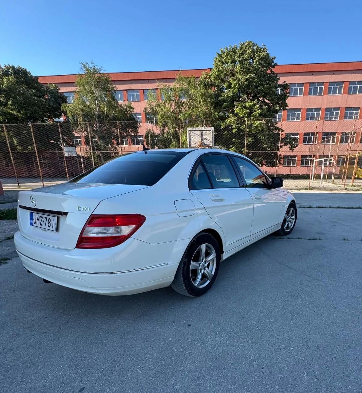 Mercedes-Benz C 220, снимка 5 - Автомобили и джипове - 55310505