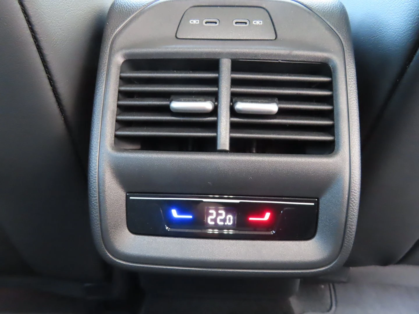 VW Passat, снимка 10 - Автомобили и джипове - 56422218