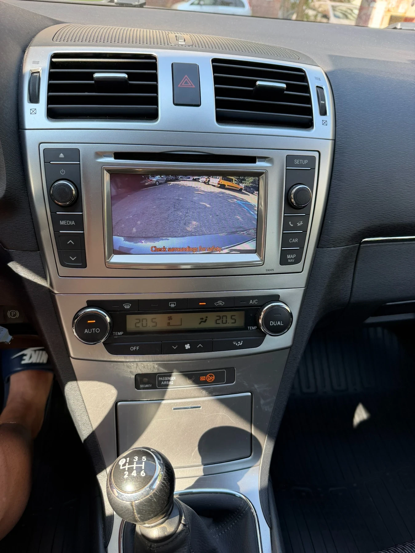 Toyota Avensis, снимка 12 - Автомобили и джипове - 55655109