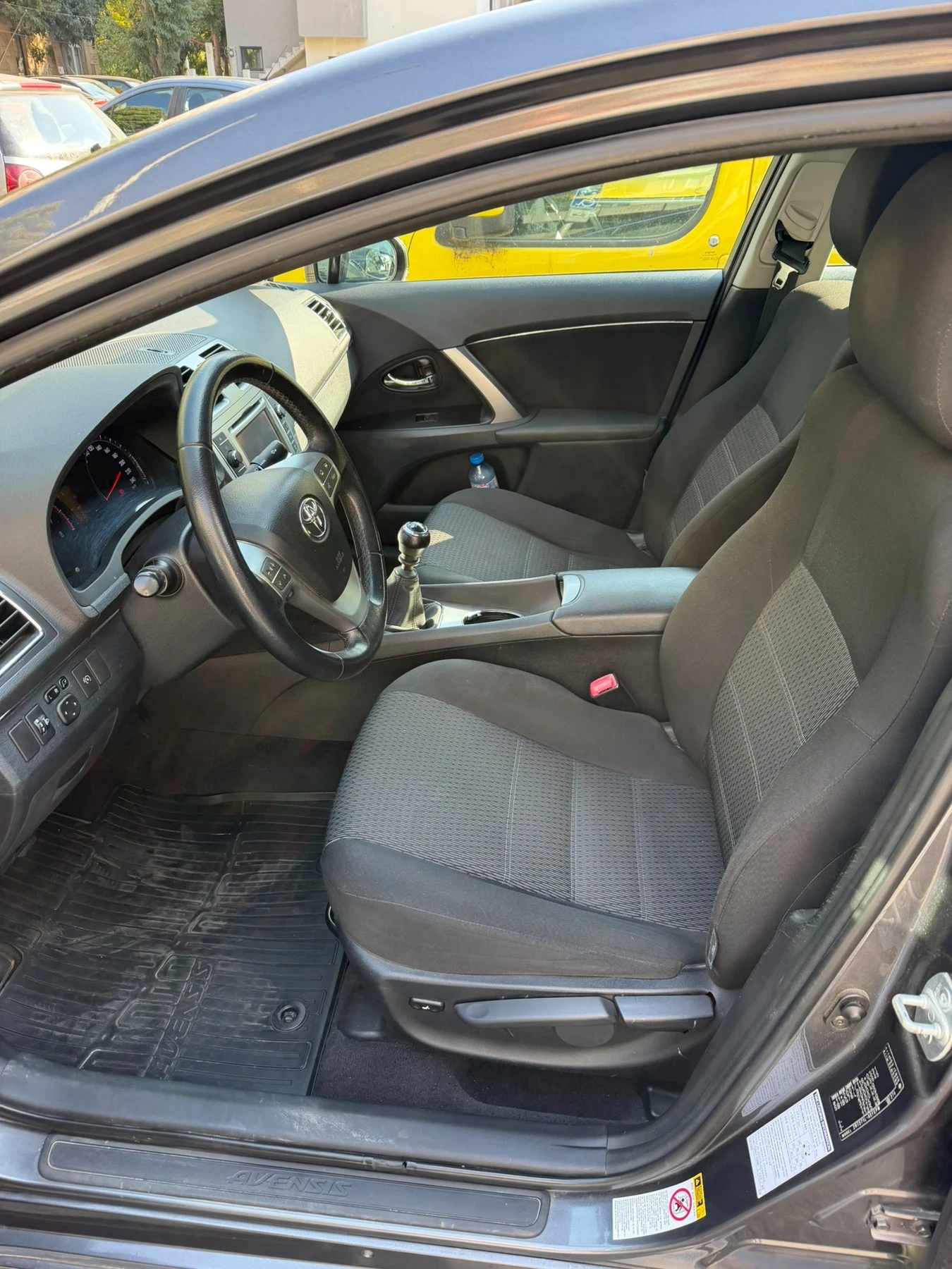 Toyota Avensis, снимка 7 - Автомобили и джипове - 55655109