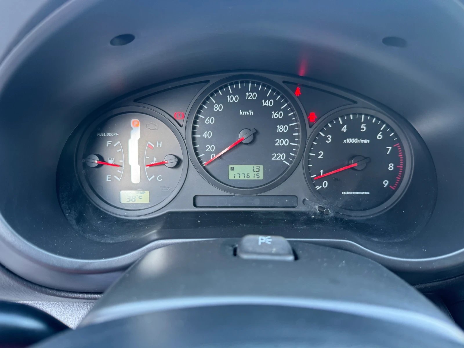 Subaru Impreza 1.5R, снимка 13 - Автомобили и джипове - 55747303