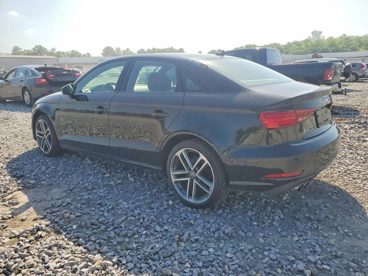 Audi A3 2.0l Premium, снимка 2 - Автомобили и джипове - 55812804