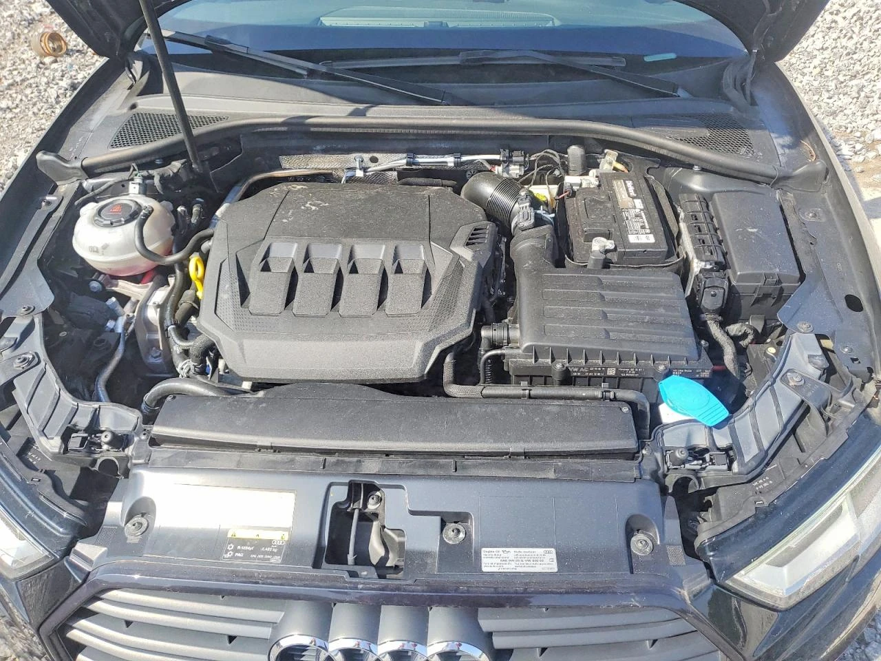 Audi A3 2.0l Premium, снимка 11 - Автомобили и джипове - 55812804