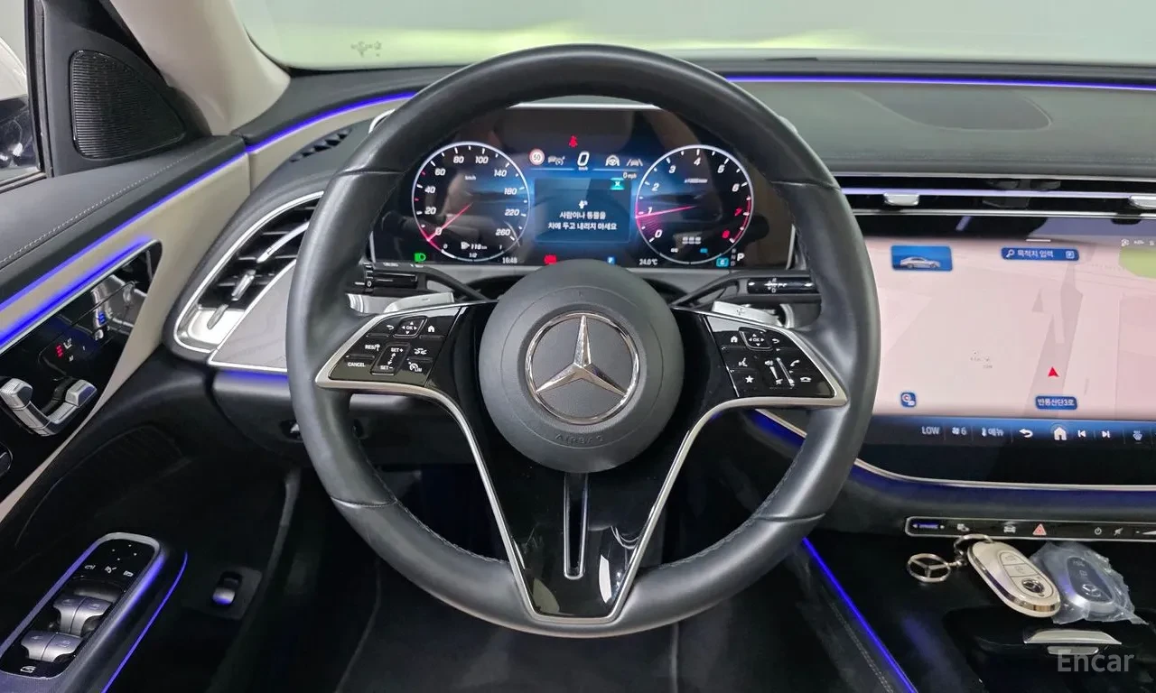 Mercedes-Benz E 200 Digital Light* Burmester* Head-Up* , снимка 9 - Автомобили и джипове - 55853998