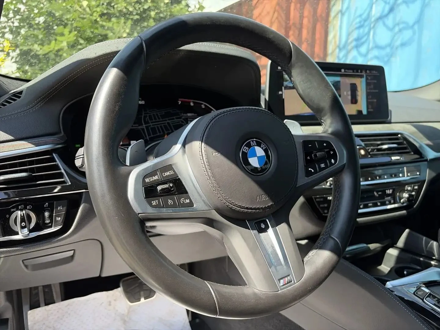 BMW 550 M xDrive Premium pkg ЦЕНА ДО БЪЛГАРИЯ АВТОКРЕДИТ, снимка 9 - Автомобили и джипове - 55900924
