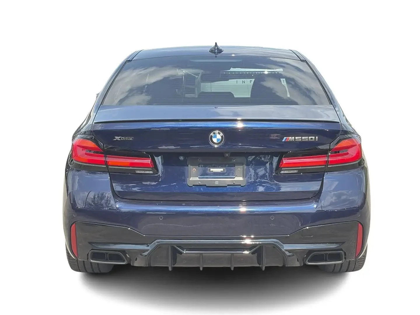 BMW 550 M xDrive Premium pkg ЦЕНА ДО БЪЛГАРИЯ АВТОКРЕДИТ, снимка 5 - Автомобили и джипове - 55900924