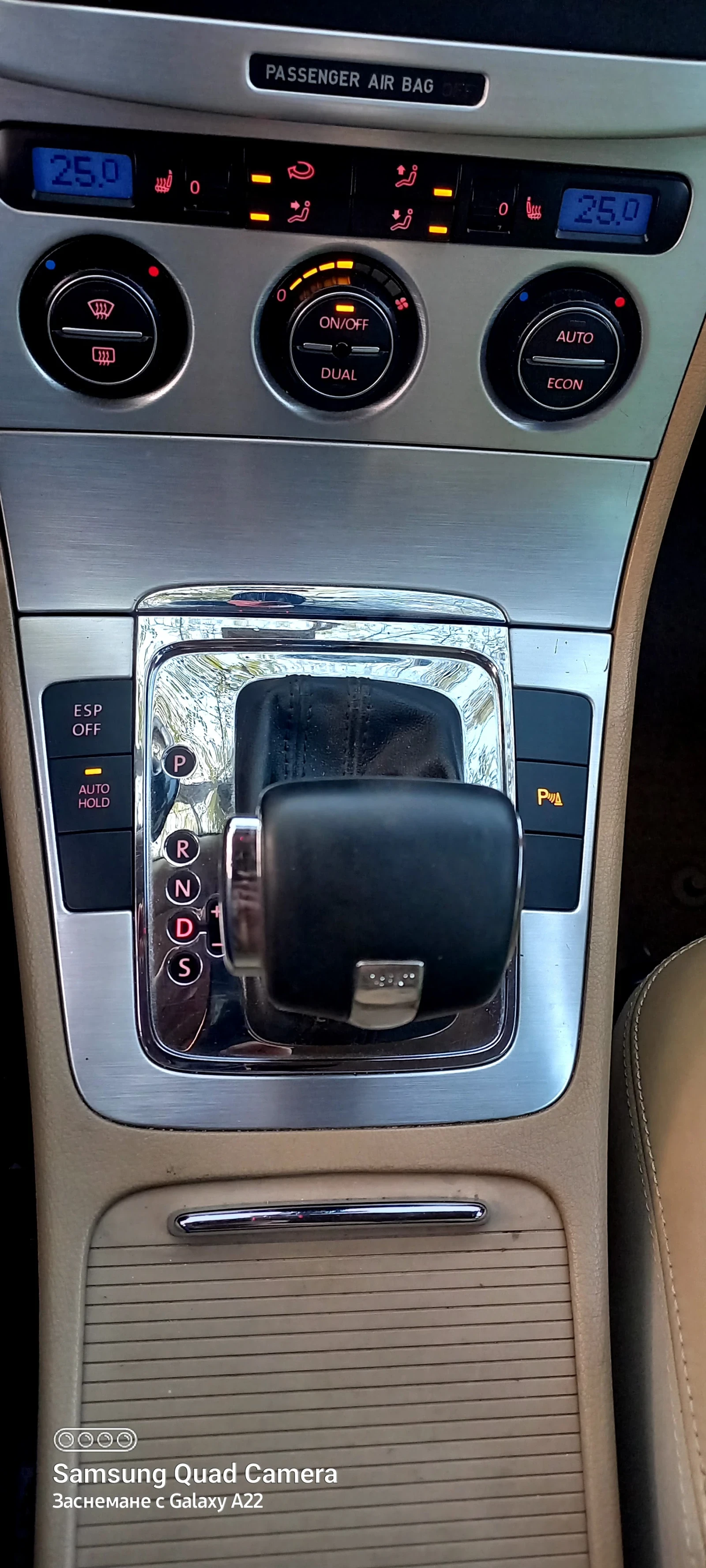 VW Passat, снимка 6 - Автомобили и джипове - 56049243