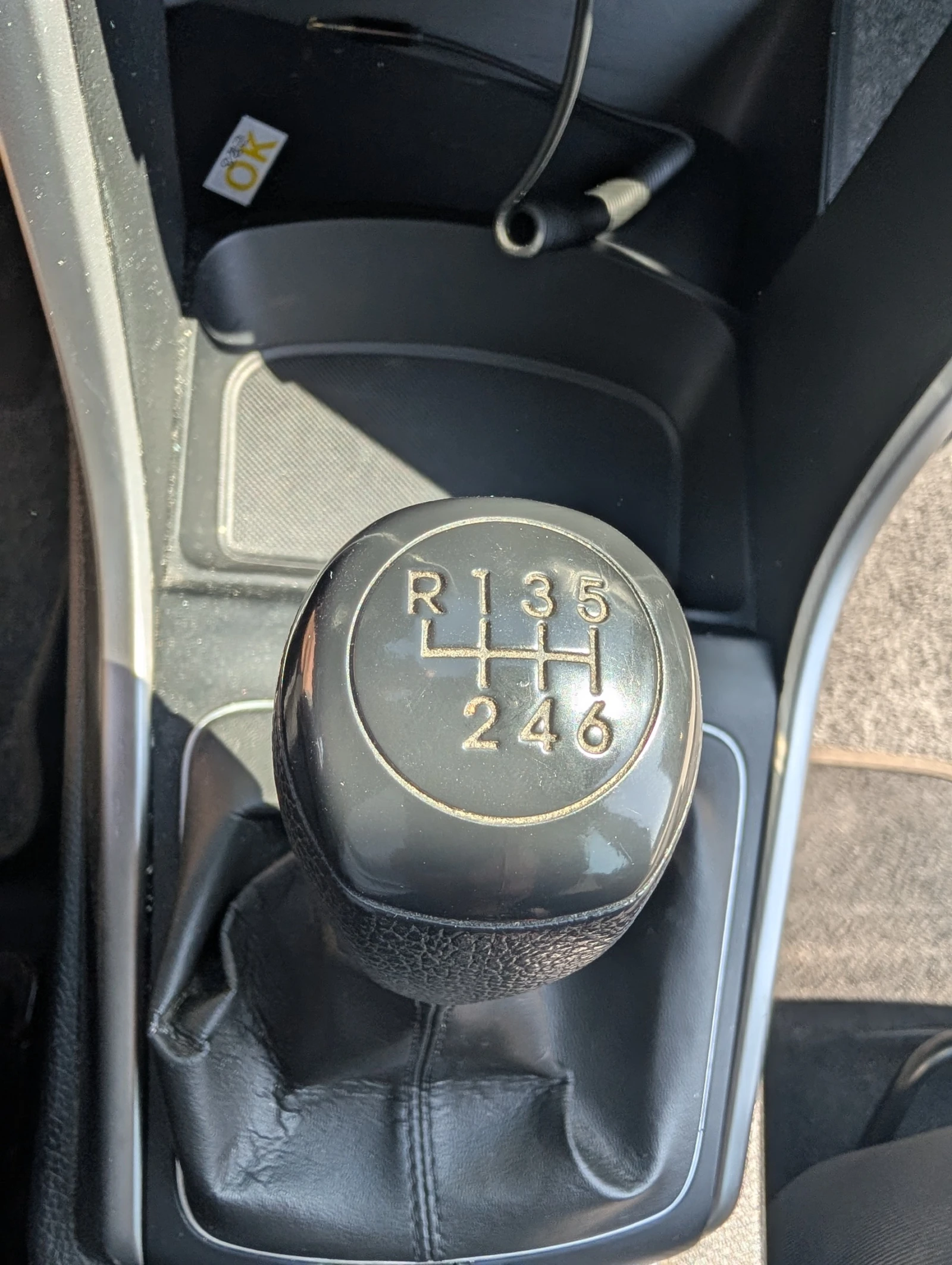Hyundai I30 1.4, два комплекта гуми с джанти;ГО/П/В до 04/2027, снимка 8 - Автомобили и джипове - 56198037