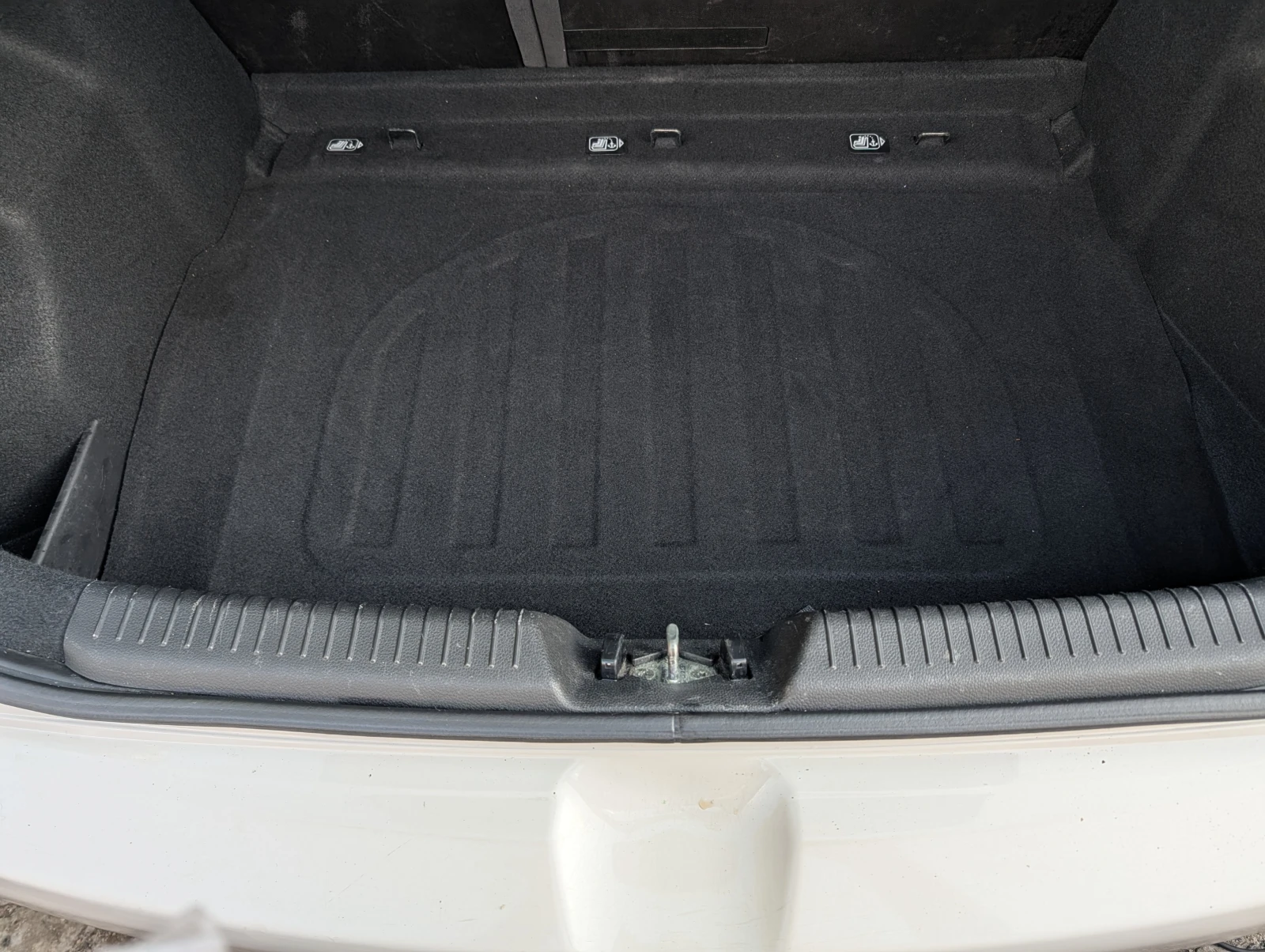 Hyundai I30 1.4, два комплекта гуми с джанти;ГО/П/В до 04/2027, снимка 13 - Автомобили и джипове - 56198037
