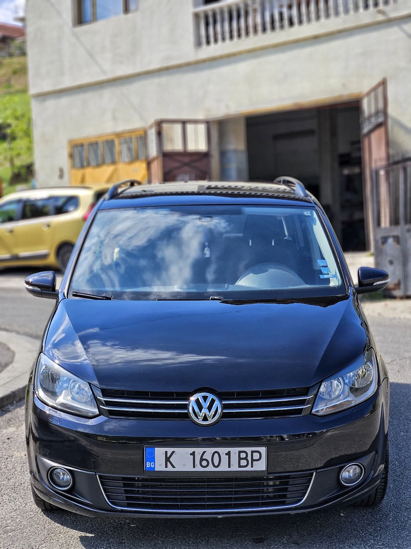 VW Touran, снимка 2 - Автомобили и джипове - 56215948