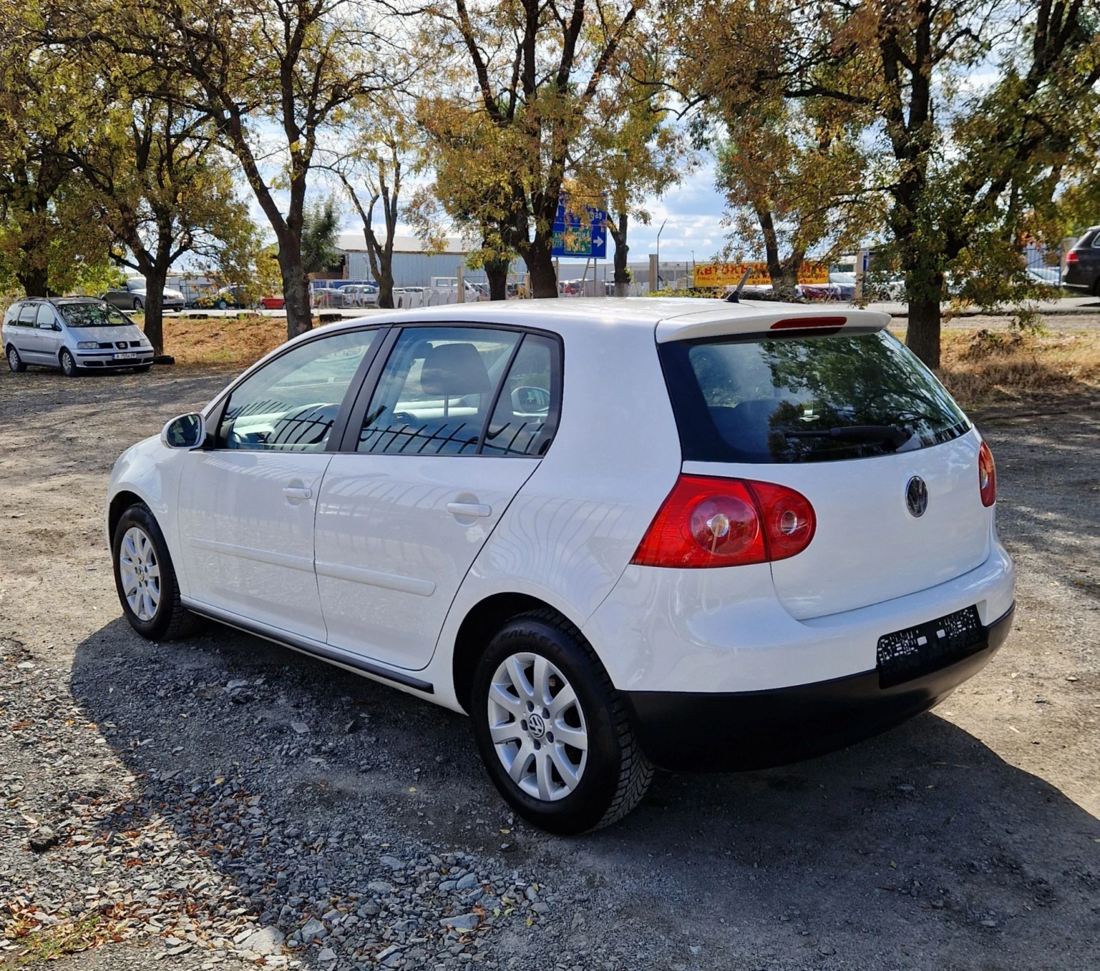 VW Golf 1.4i, снимка 5 - Автомобили и джипове - 56552015