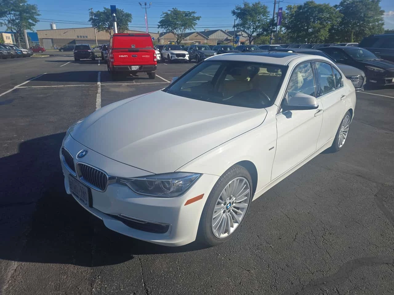 BMW 328 * 328i xDrive * CARFAX * Шибидах ел. салон