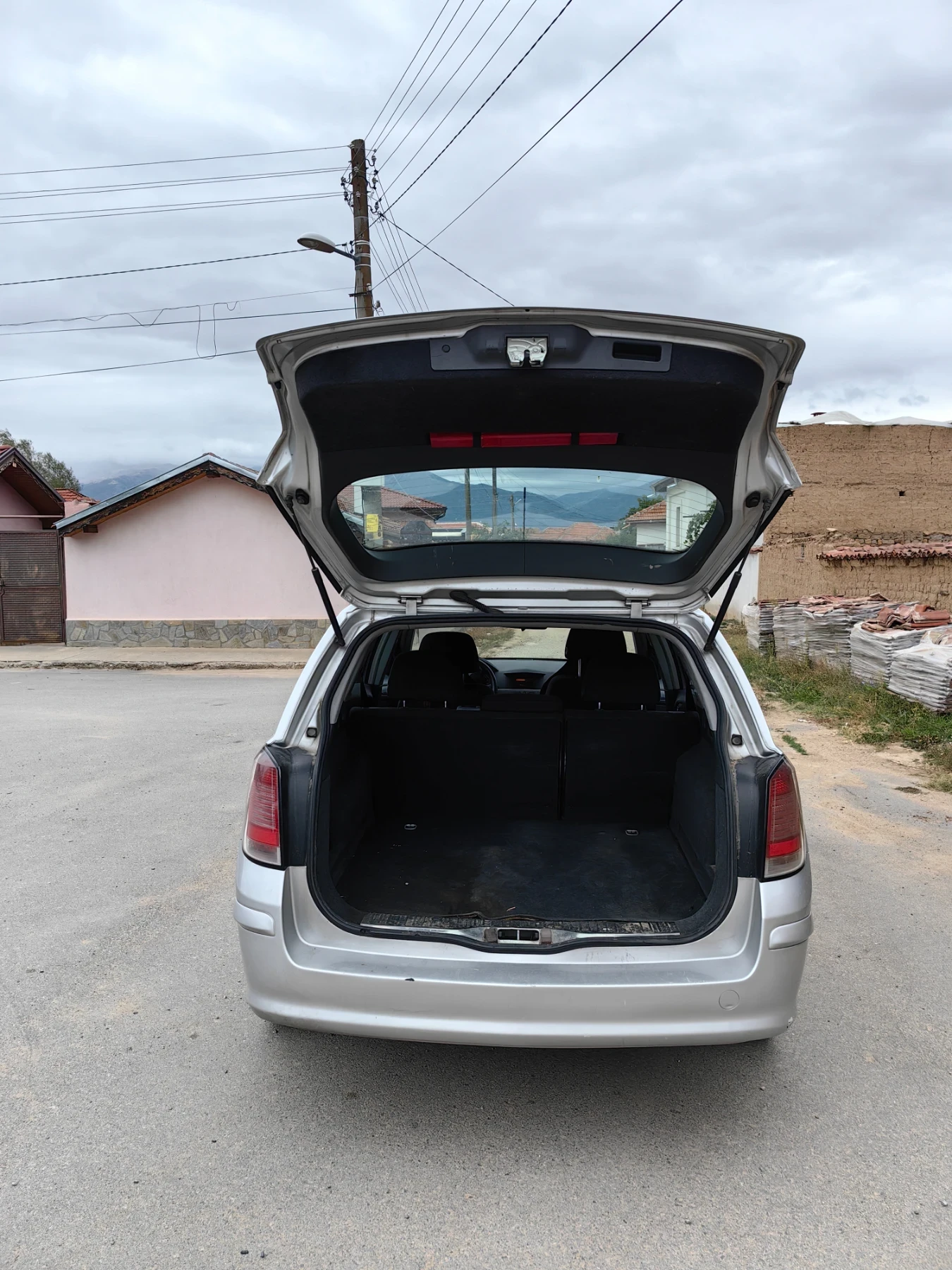 Opel Astra, снимка 3 - Автомобили и джипове - 56608471