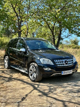 Mercedes-Benz ML 320 AirMatic* BOSE* ALCANTARA* PANORAMA* SPORT, снимка 1