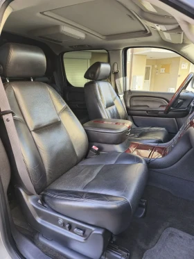 Cadillac Escalade EXT 6.2 4X4 LPG/Цена до края на месеца , снимка 9