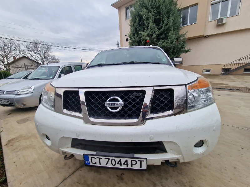 Nissan Armada, снимка 13 - Автомобили и джипове - 47379948