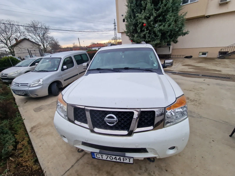 Nissan Armada, снимка 10 - Автомобили и джипове - 47379948