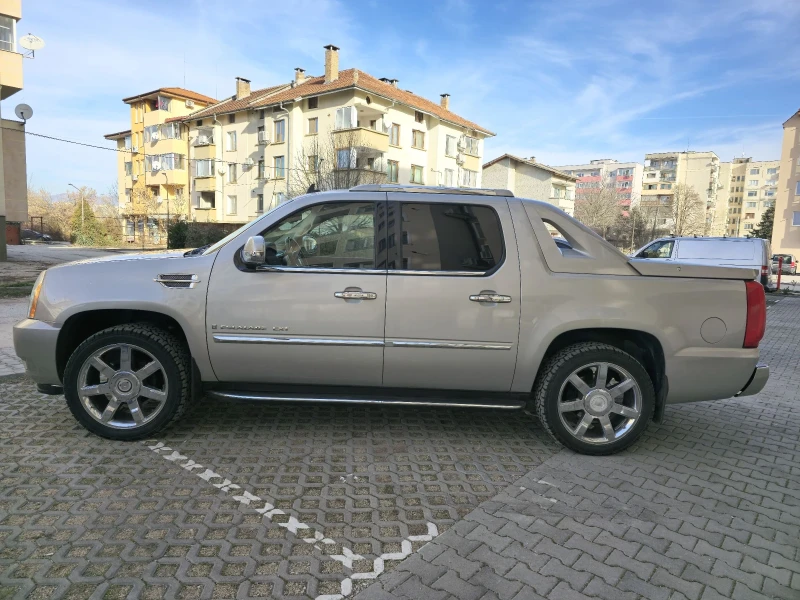 Cadillac Escalade EXT 6.2 4X4 LPG/Цена до края на месеца , снимка 6 - Автомобили и джипове - 49420799