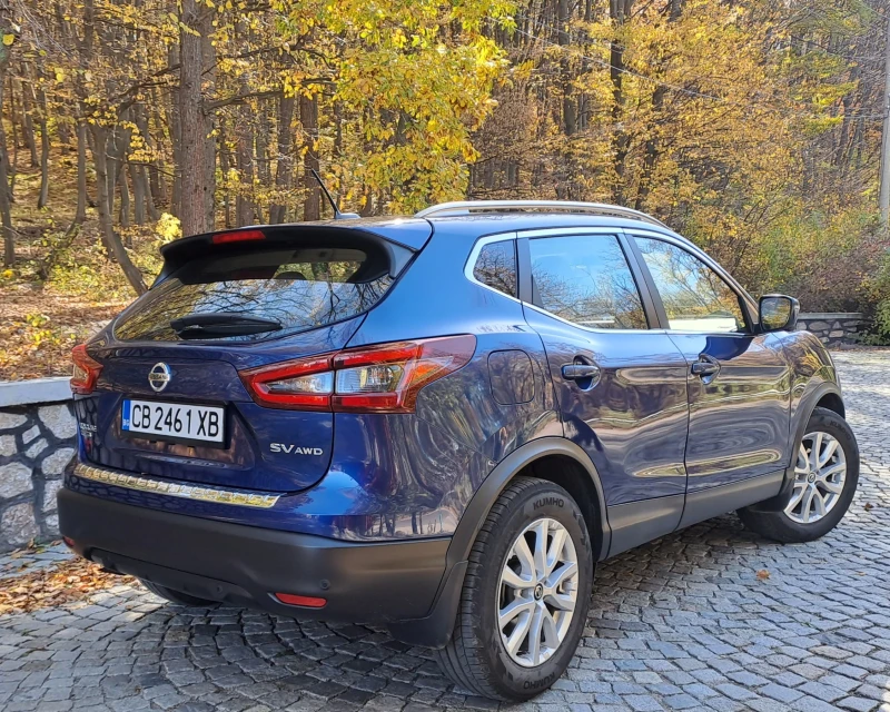 Nissan Qashqai 2.0 4x4 FULL, снимка 4 - Автомобили и джипове - 52180741
