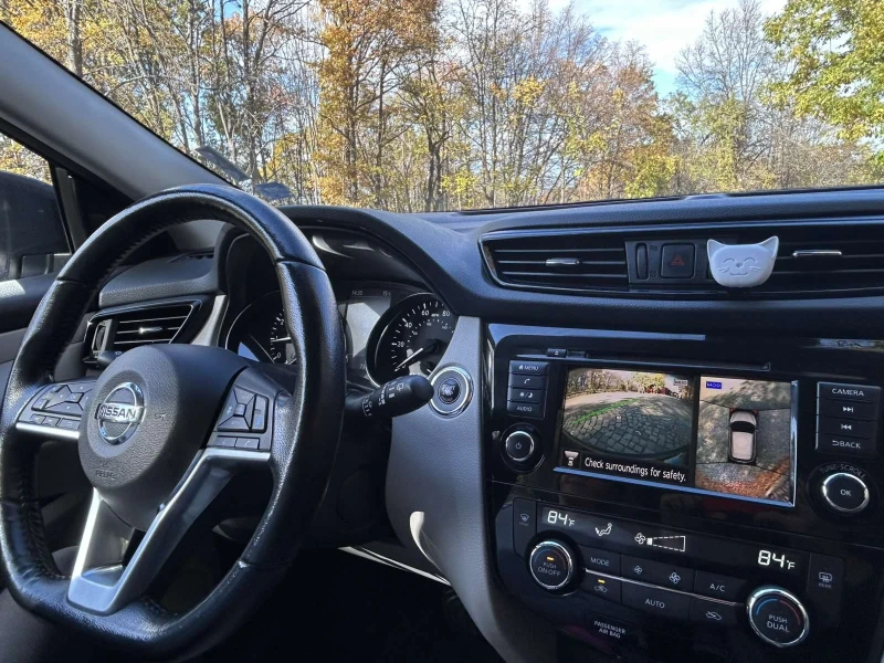 Nissan Qashqai 2.0 4x4 FULL, снимка 8 - Автомобили и джипове - 52180741