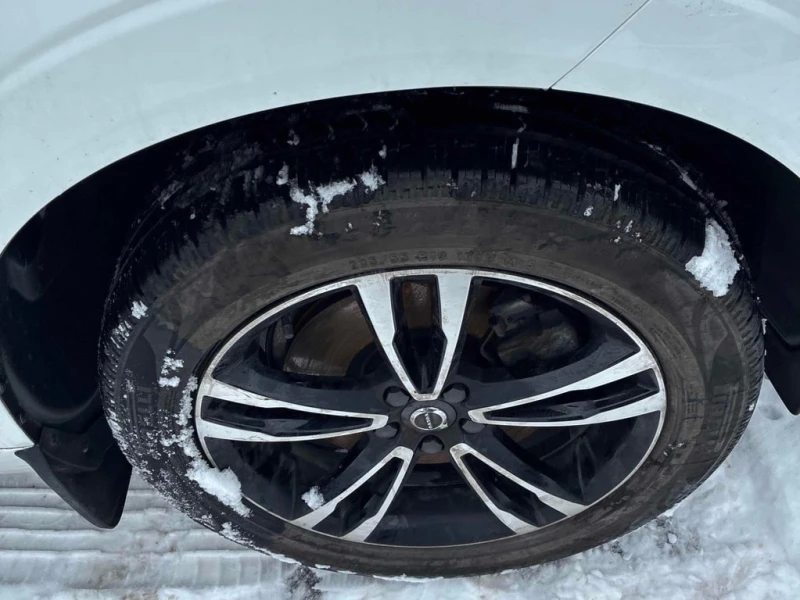 Volvo XC60 * Momentum * CARFAX * БЕЗ ПЪРВОНАЧАЛНА ВНОСКА, снимка 7 - Автомобили и джипове - 53045856