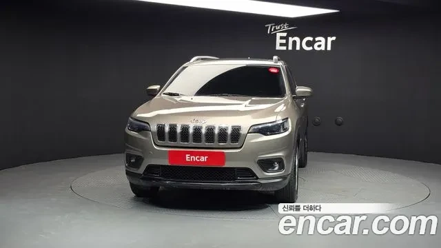 Jeep Cherokee Rongitude AWD, снимка 2 - Автомобили и джипове - 54755283
