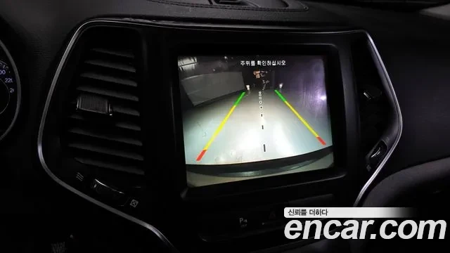 Jeep Cherokee Rongitude AWD, снимка 11 - Автомобили и джипове - 54755283