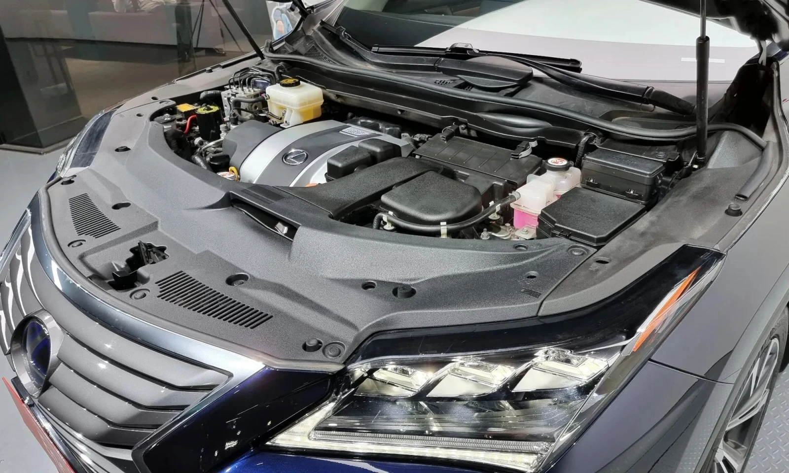 Lexus RX Rx450H 4Th Generation Executive - изображение 5