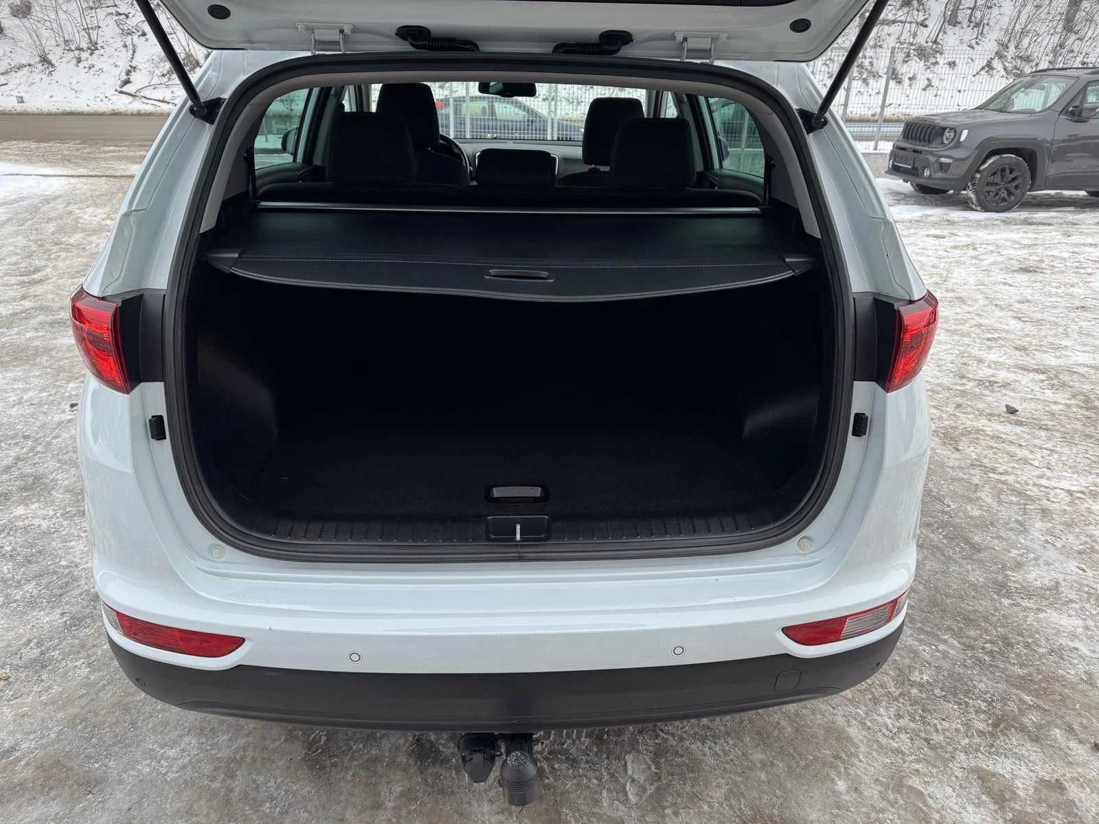 Kia Sportage 1.7CRDI* LED* TOP* 164500KM - изображение 10