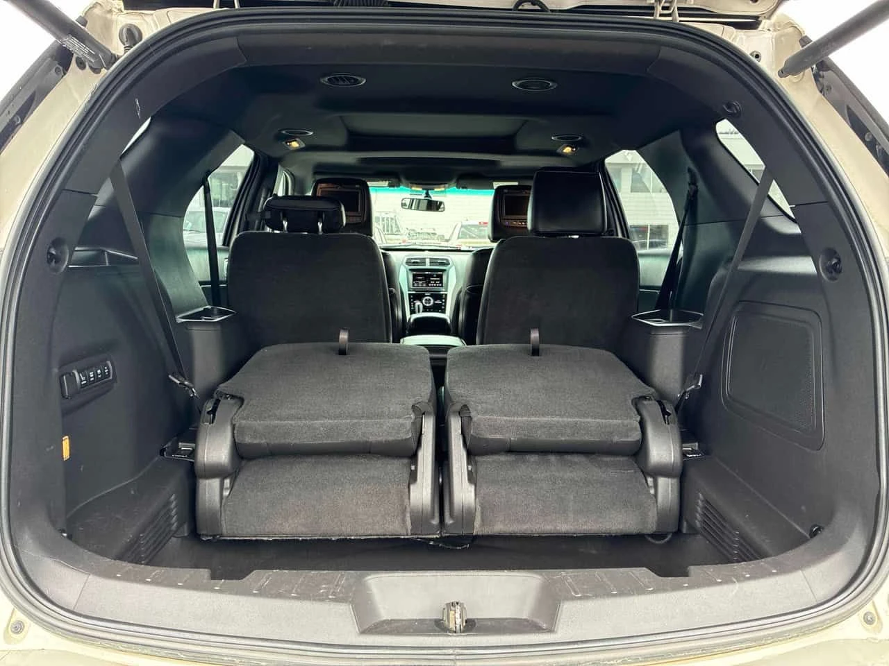 Ford Explorer * Sport * ПОДГРЕВ * PANO* KEYLESS* , снимка 15 - Автомобили и джипове - 53903960