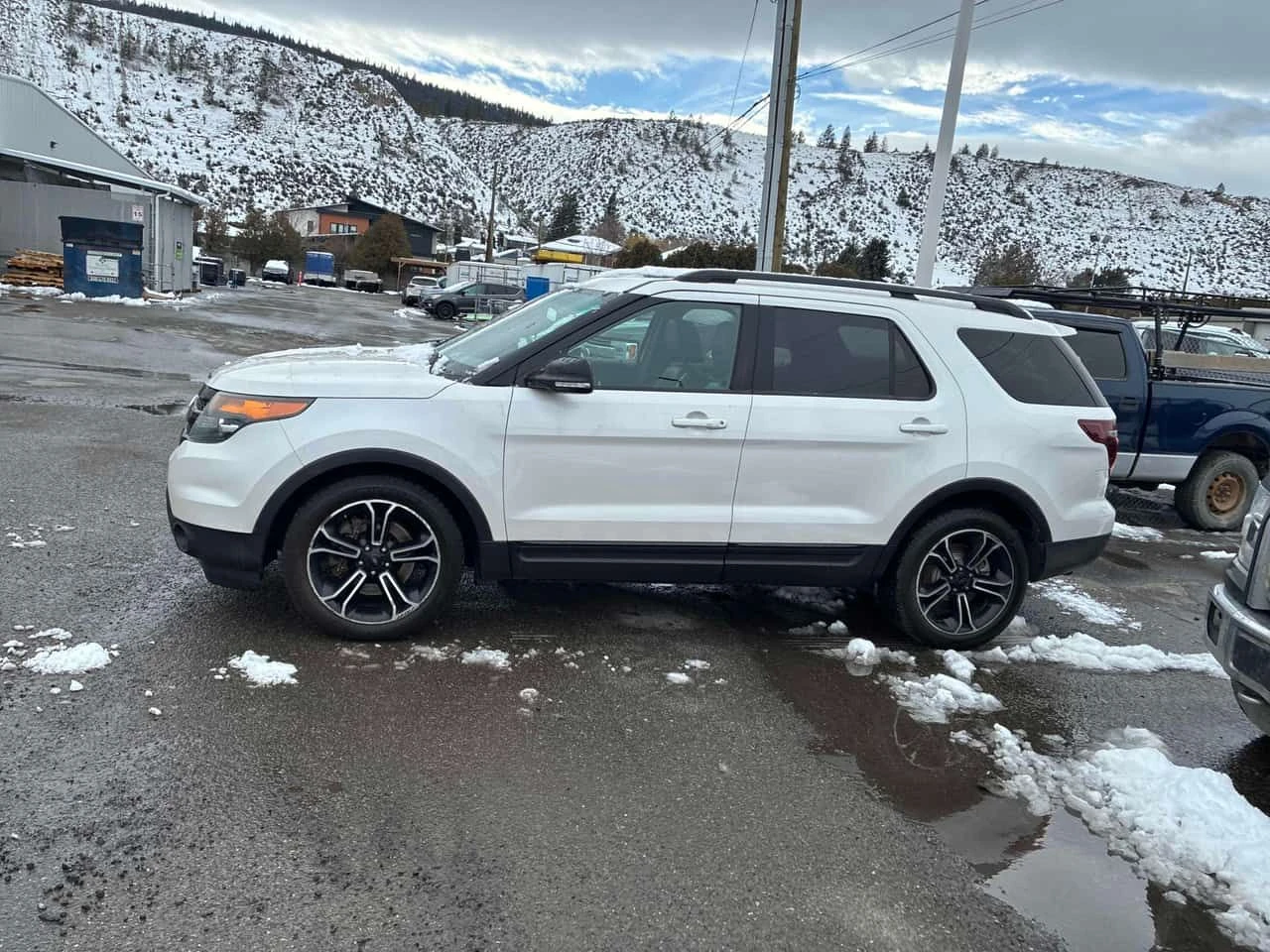 Ford Explorer * Sport * ПОДГРЕВ * PANO* KEYLESS* , снимка 2 - Автомобили и джипове - 53903960