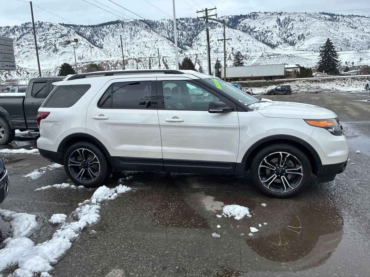 Ford Explorer * Sport * ПОДГРЕВ * PANO* KEYLESS* , снимка 3 - Автомобили и джипове - 53903960