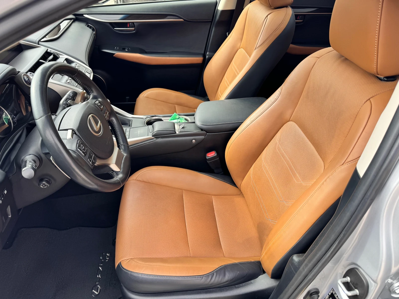 Lexus NX 300h 2.5h 197к.с FACE Luxury с Гаранция 4х4, снимка 8 - Автомобили и джипове - 53923060