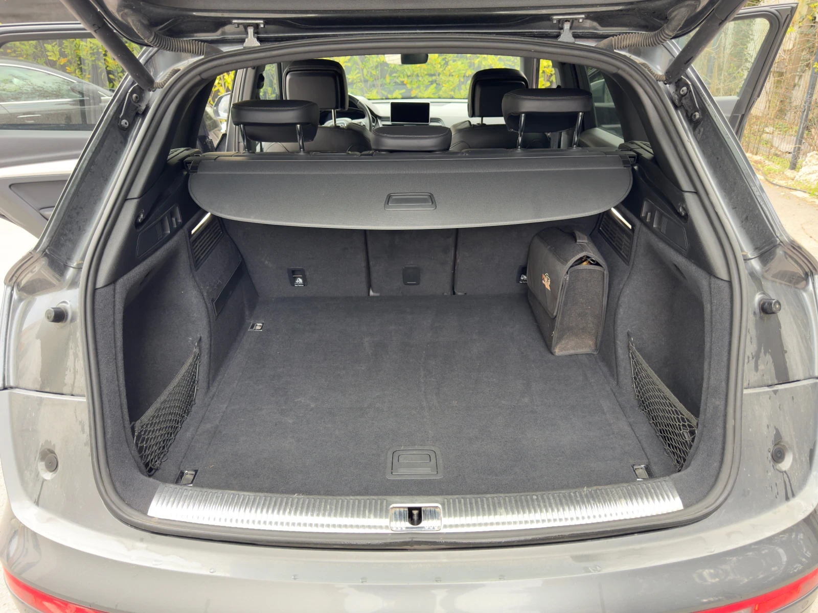 Audi Q5 45 TFSI, снимка 10 - Автомобили и джипове - 54161432