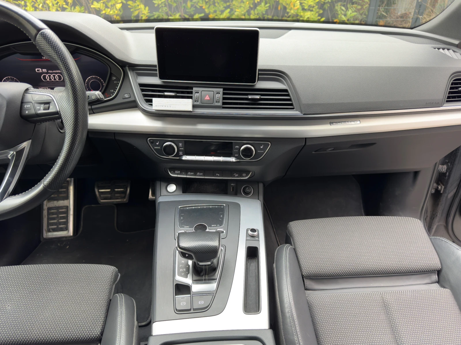 Audi Q5 45 TFSI, снимка 13 - Автомобили и джипове - 54161432