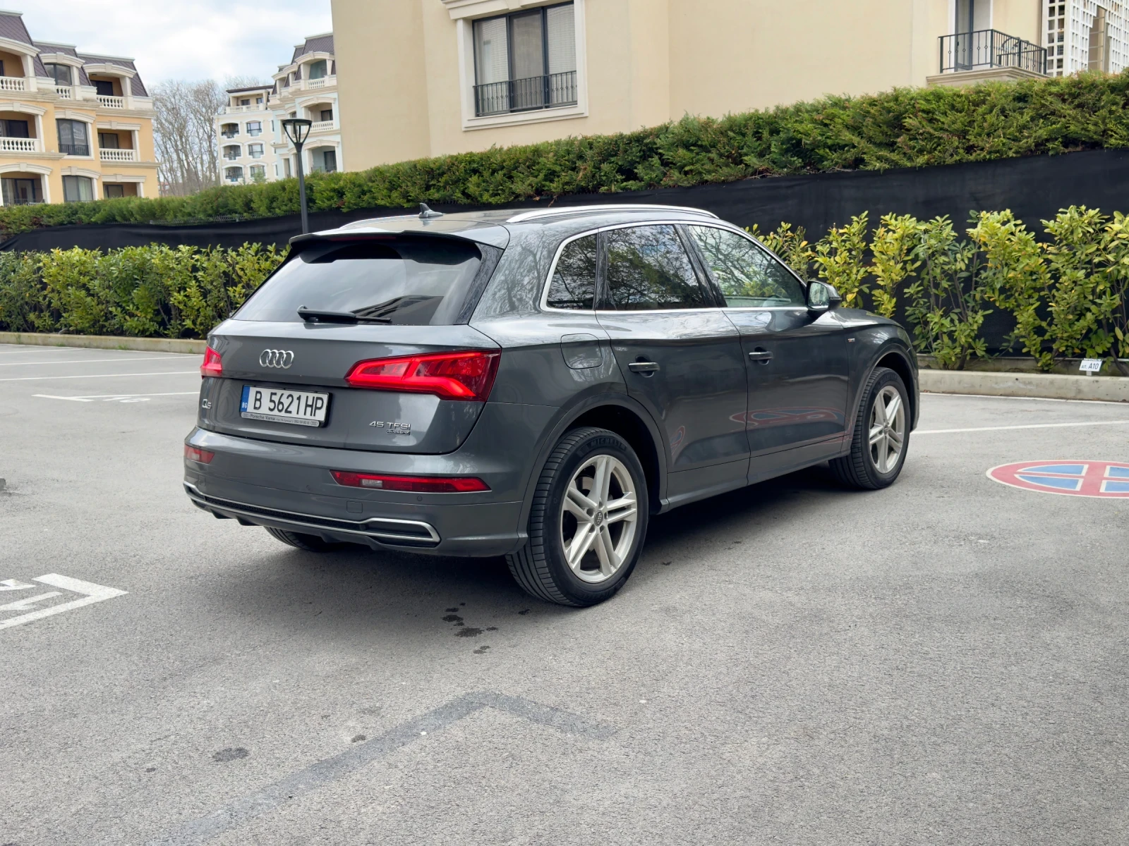 Audi Q5 45 TFSI, снимка 6 - Автомобили и джипове - 54161432