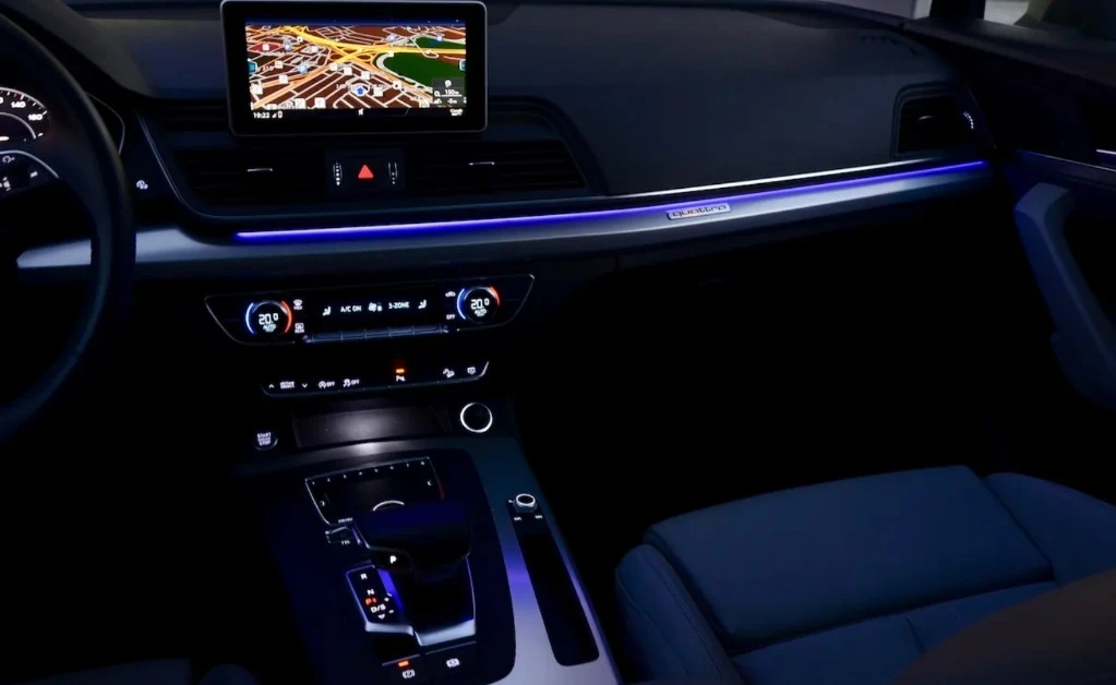 Audi Q5 45 TFSI, снимка 14 - Автомобили и джипове - 54161432