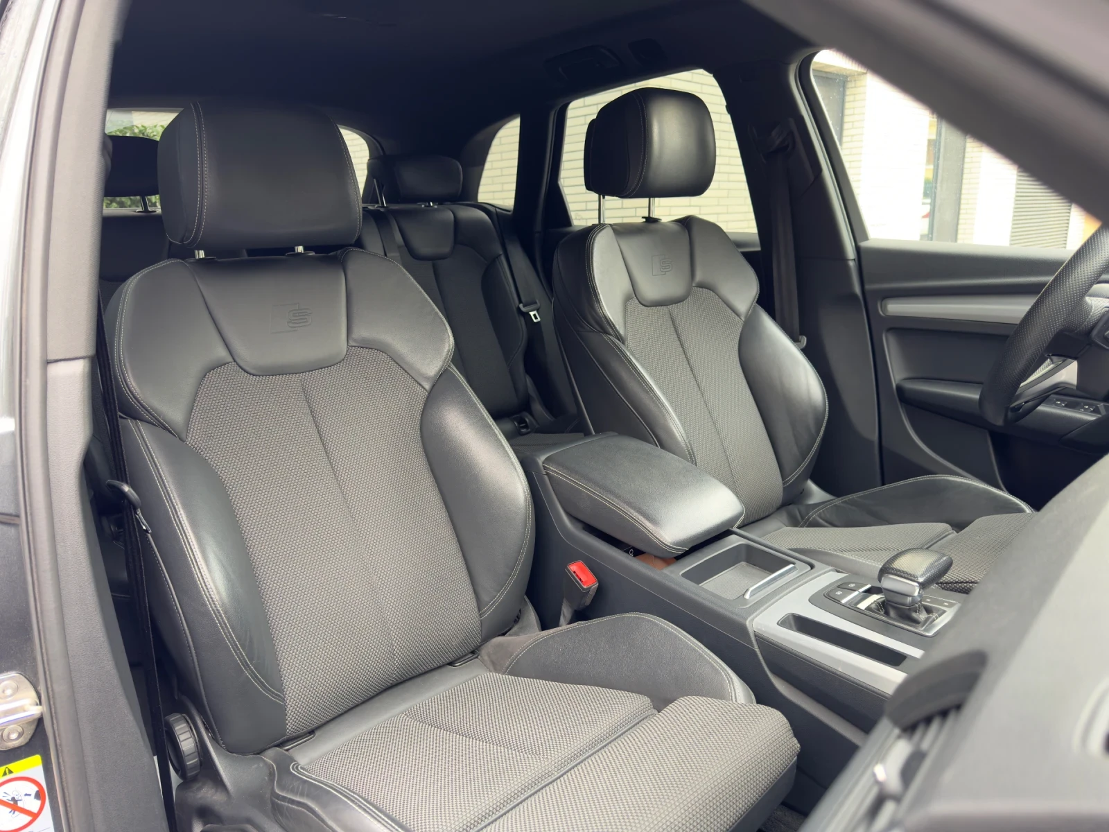 Audi Q5 45 TFSI, снимка 8 - Автомобили и джипове - 54161432