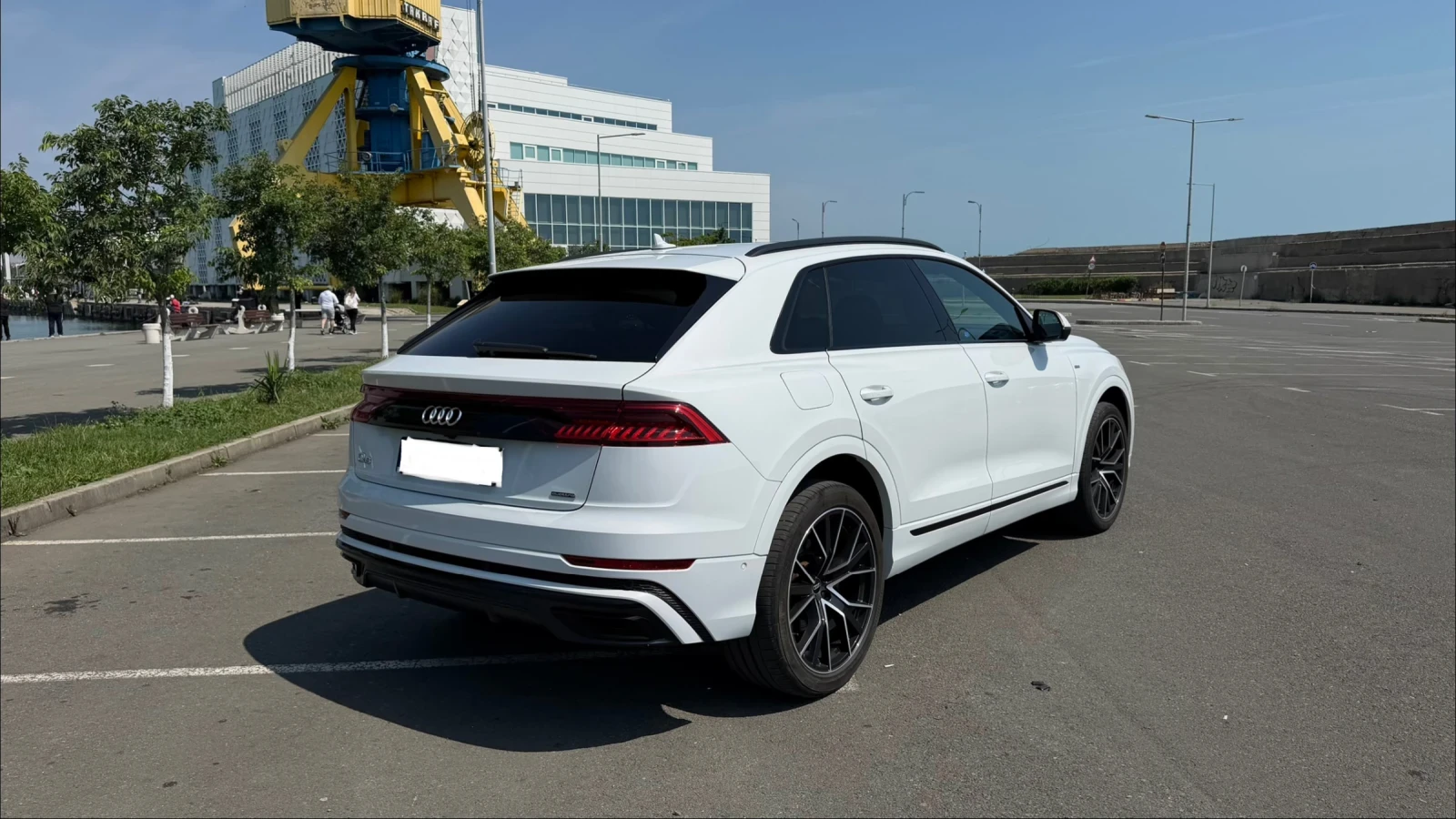Audi Q8, снимка 4 - Автомобили и джипове - 54968431