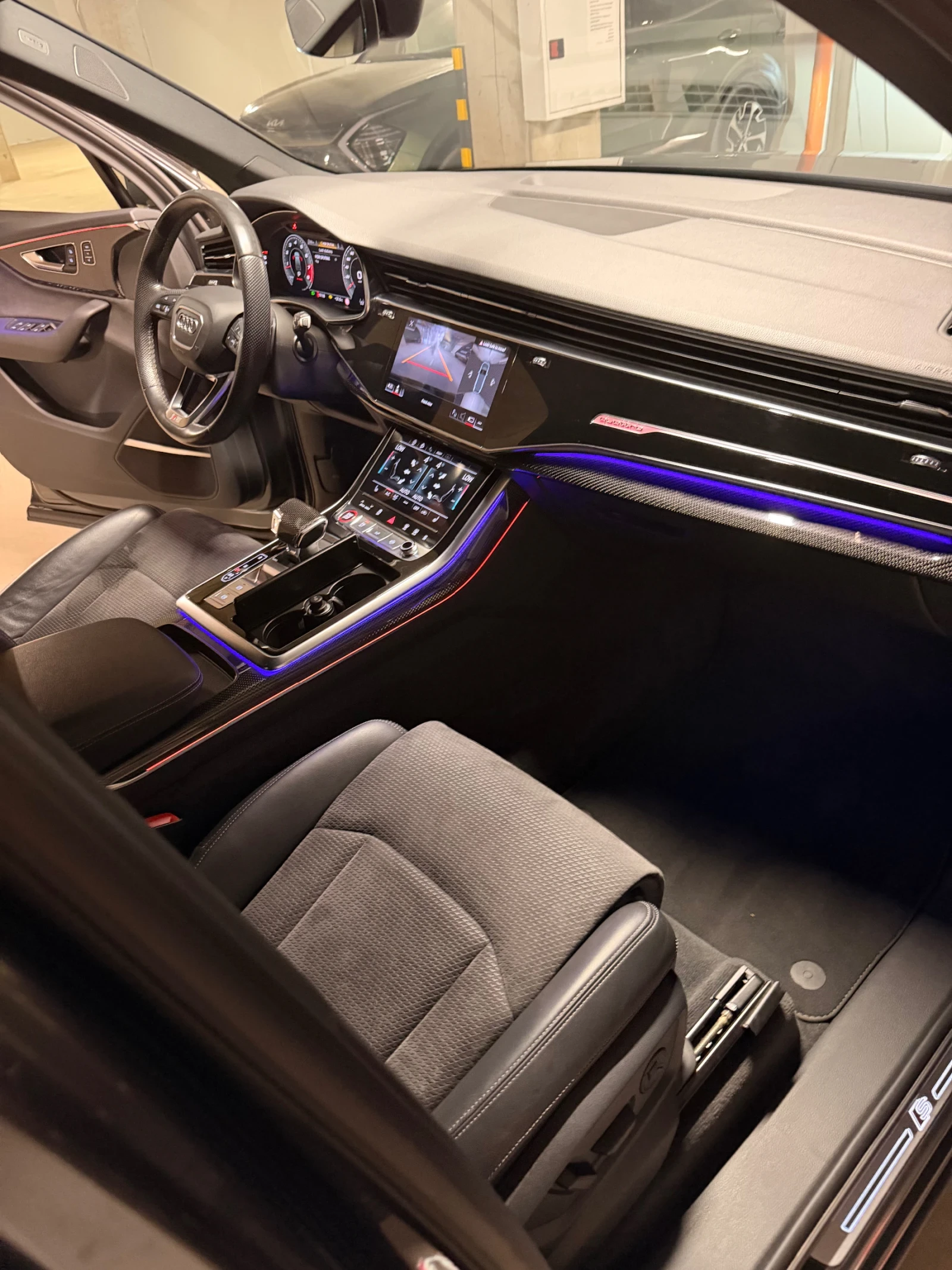 Audi SQ7, снимка 5 - Автомобили и джипове - 55234115